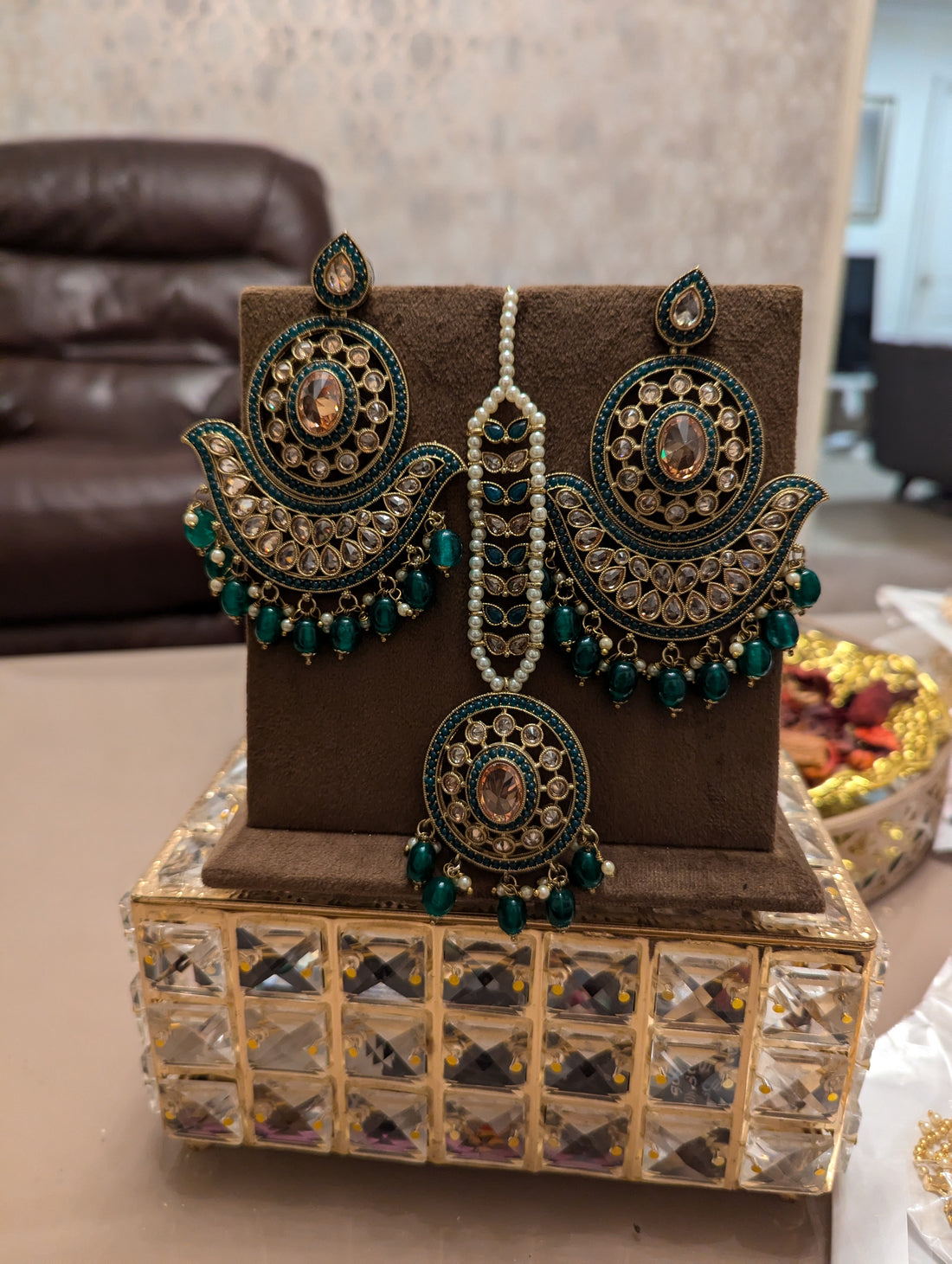 green colour oversized earrings jewellery set