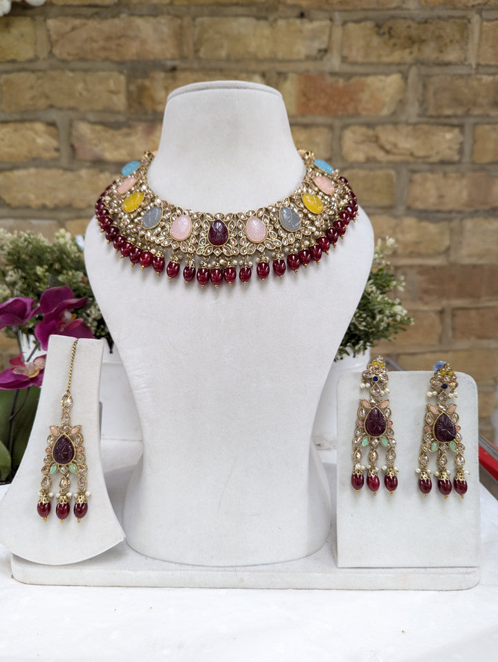 670 multicoloured choker necklace jewellery set with hanging earrings