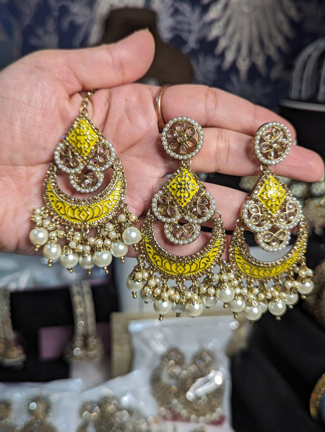 Beautiful hanging earrings with pearls - KundanByNadia