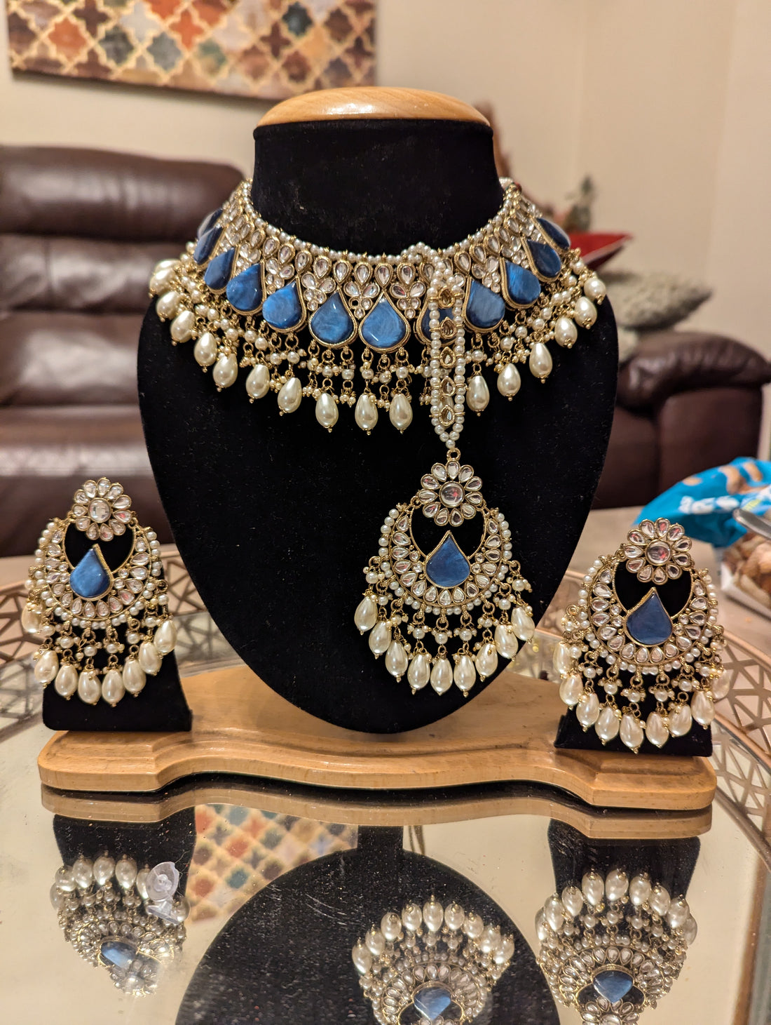 540 blue necklace jewellery set with earrings