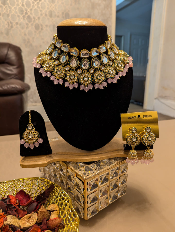 BRIDAL KUNDAN CHOKKAR NECKLACE JEWELERY SET