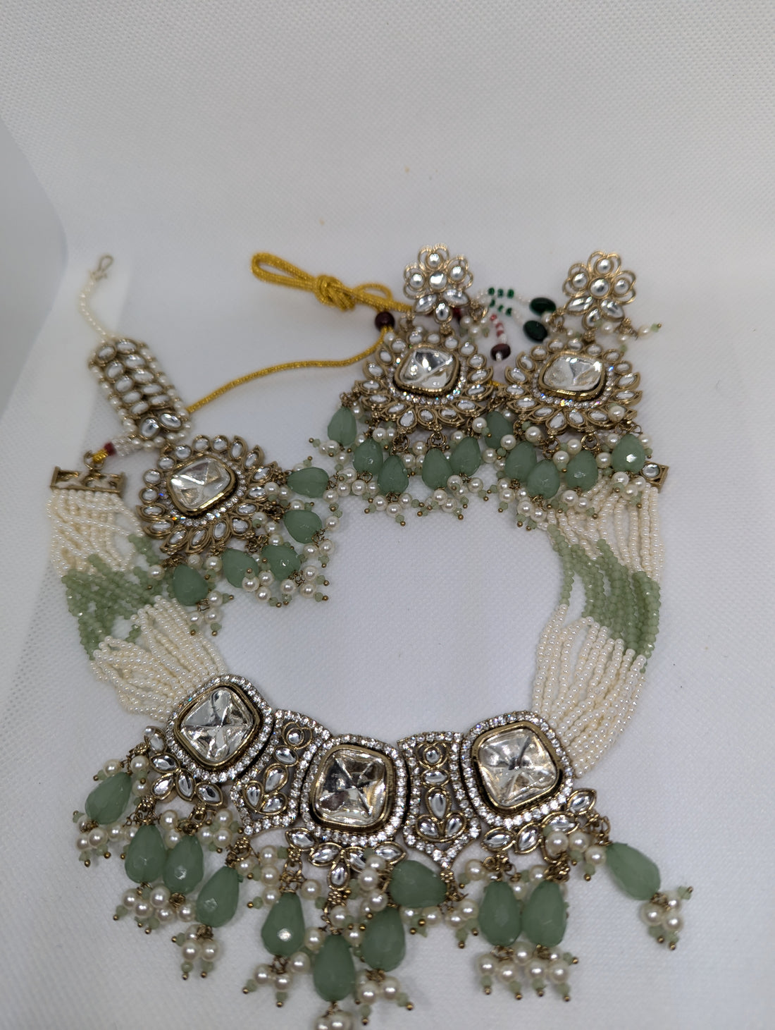 UNCUT KUNDAN NECKLACE JEWLERY SET