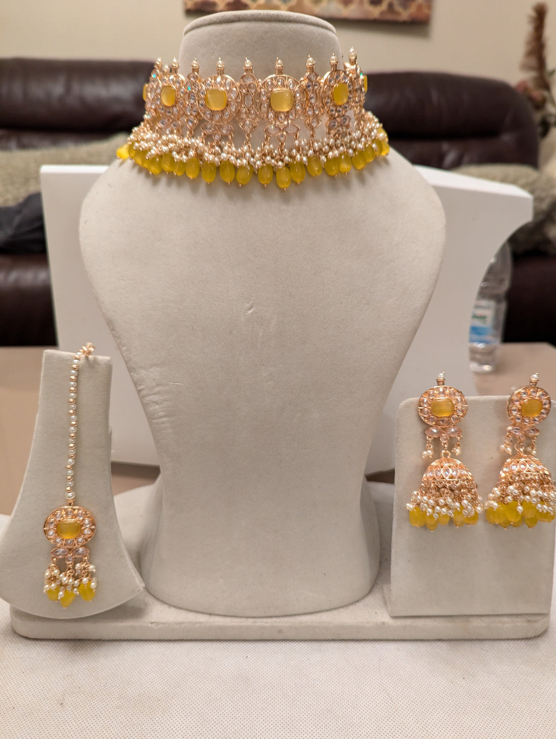 54 yellow choker necklace jewellery set