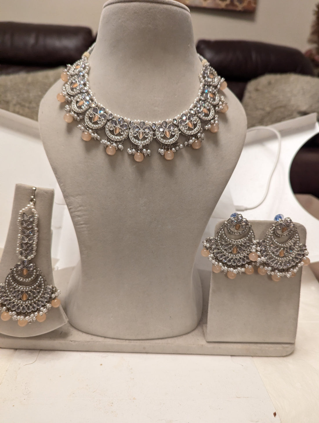 73/74/82/83 silver and colourful stone necklace jewellery set for walima brides