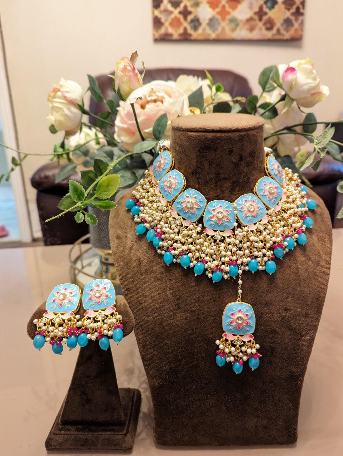 S2 Unique Beauty Necklace With Earrings & Tikka - KundanByNadia