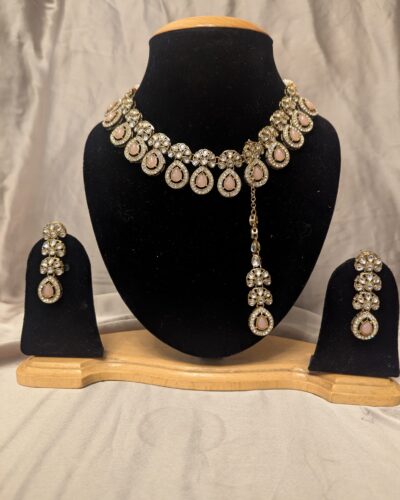 Red Bridal Necklace – Royal Elegance for Your Special Day
