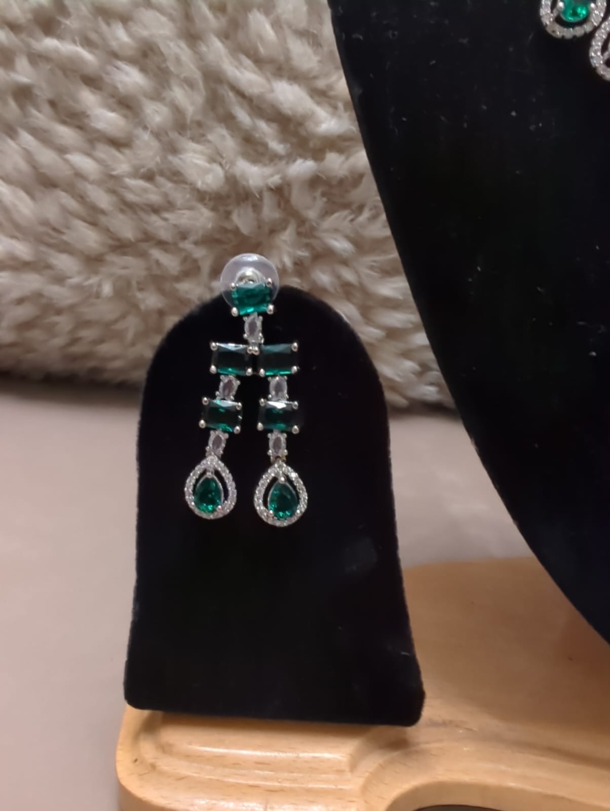 KN-TS-087 - Image 3